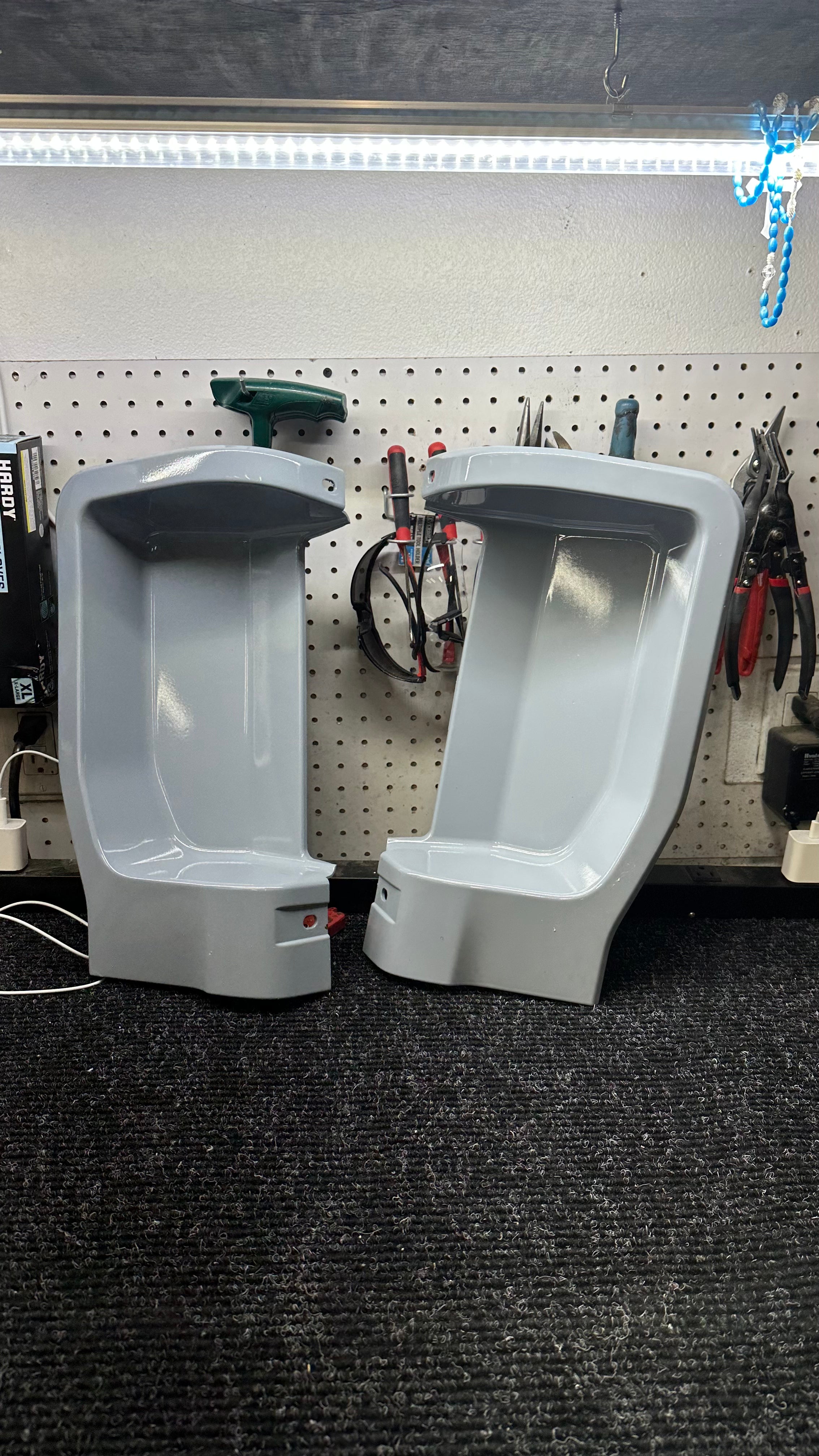 F-250/F-350 2023-2025 side bed step color match painted - PRIMO DYNAMIC