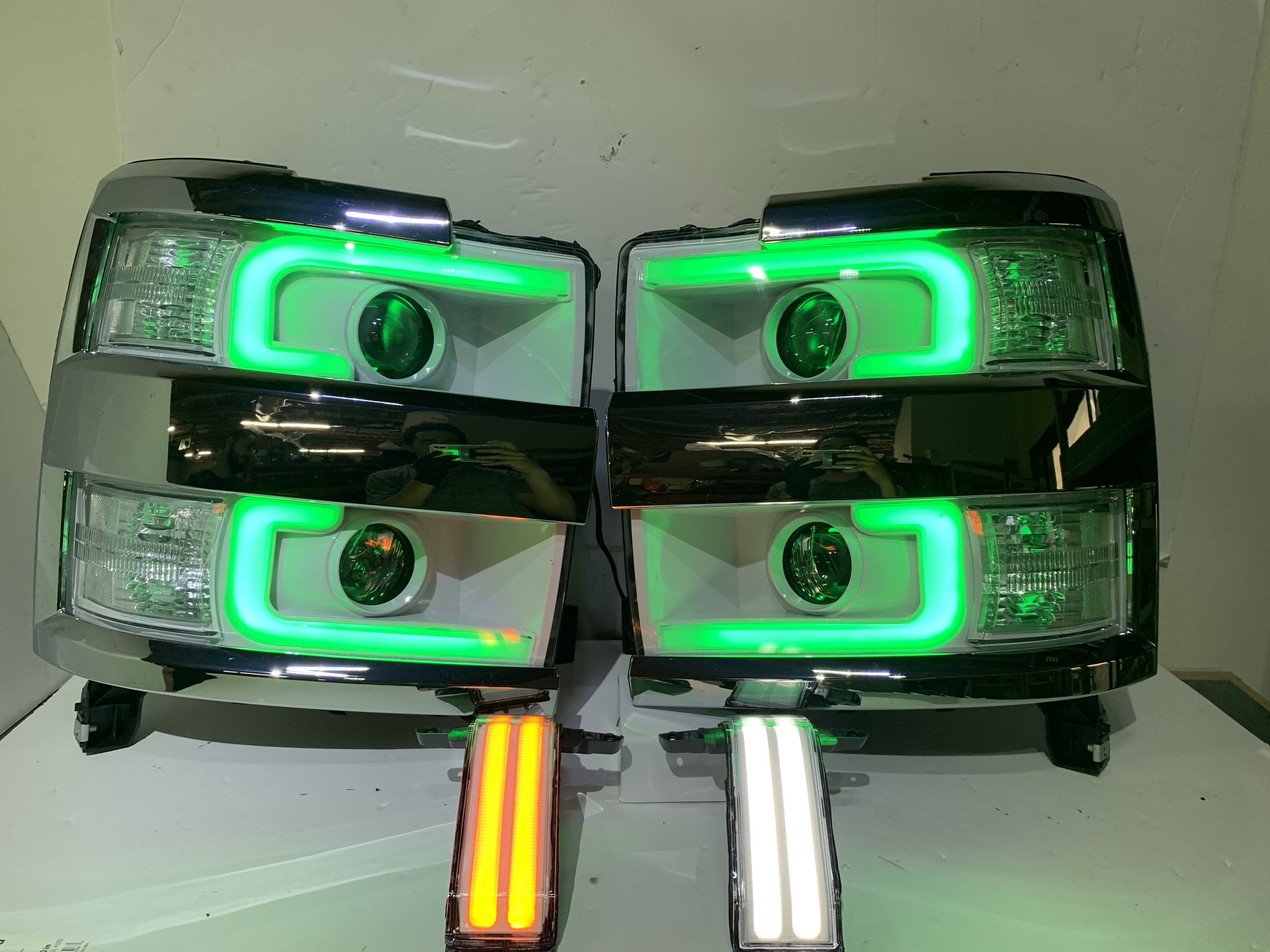 2015-2018 2500/3500 Chevy Silverado "Cyclops Edition" Headlights - PRIMO DYNAMIC