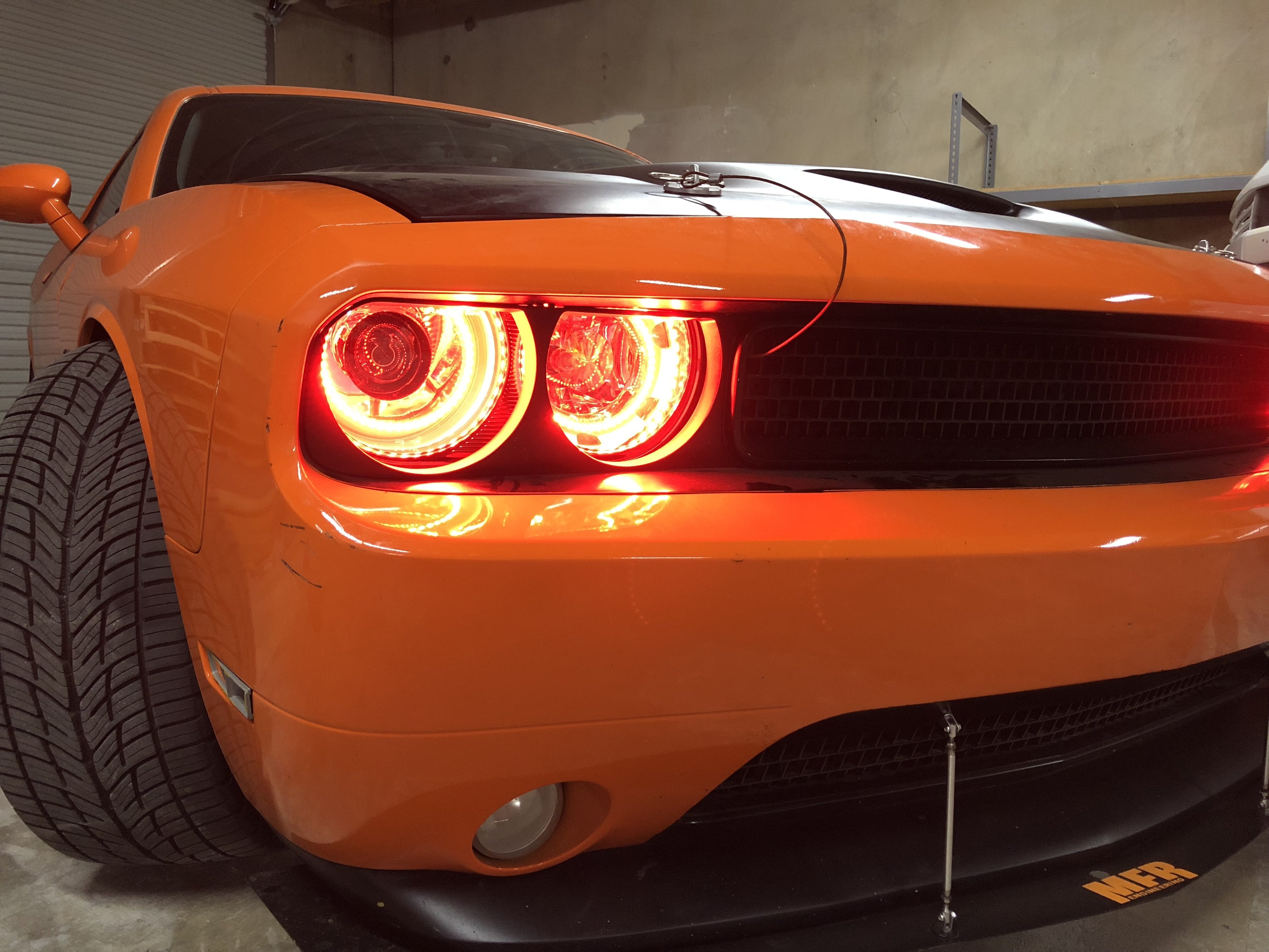 2009-2014 Dodge Challenger Prebuilt LED Headlights - PRIMO DYNAMIC