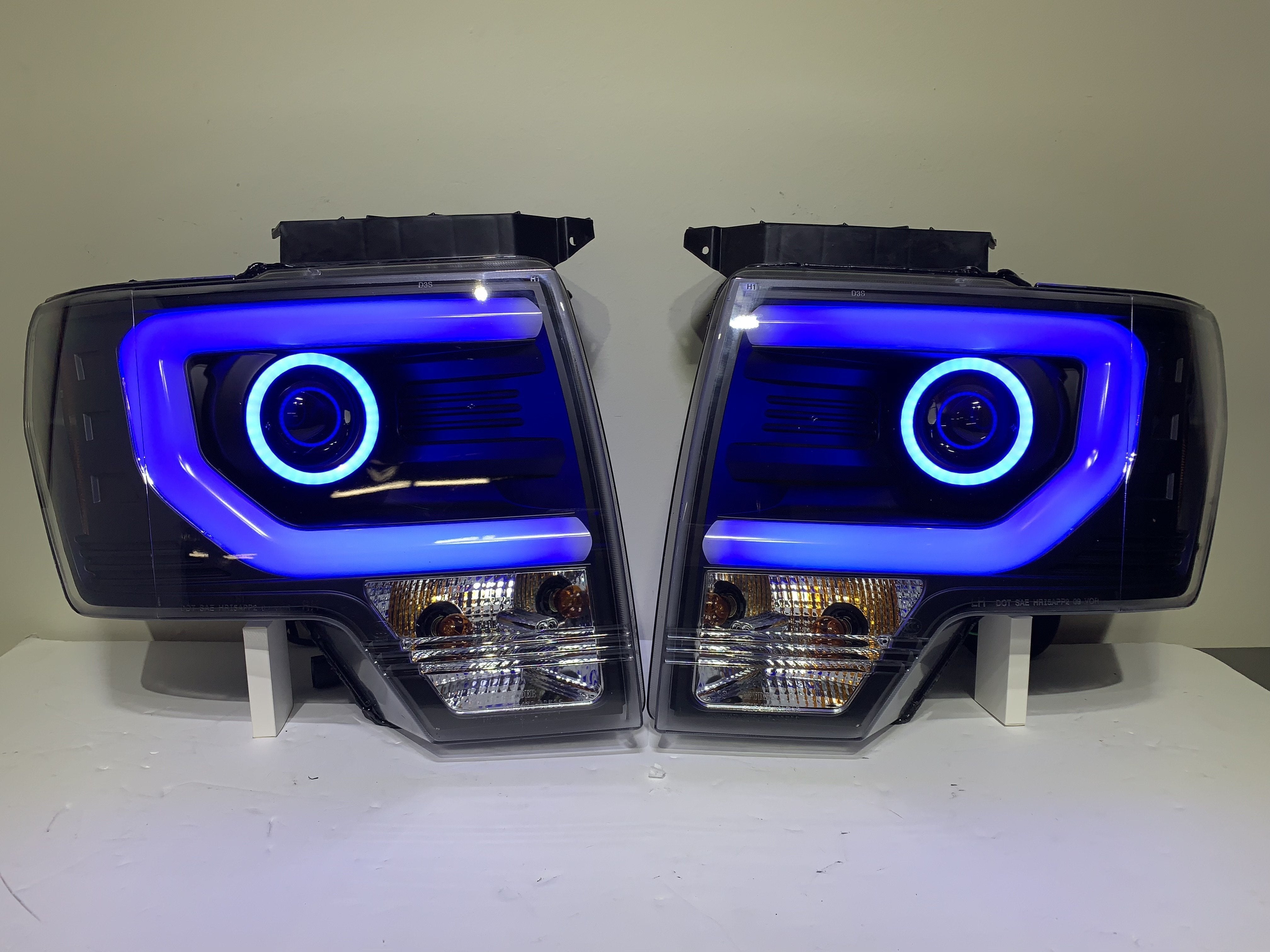 Ford F-150 2009-2014 headlights - PRIMO DYNAMIC