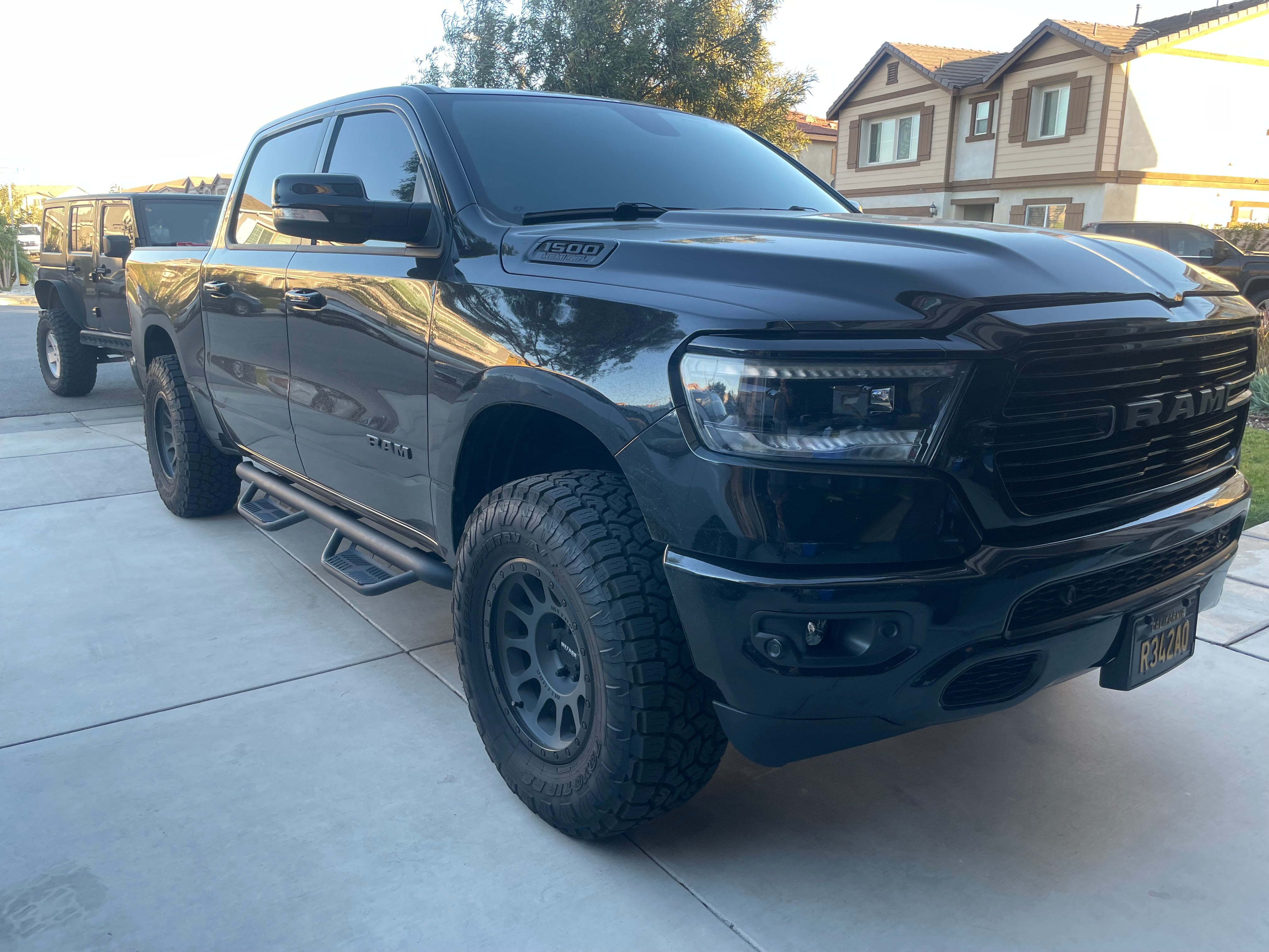 2019-2020 Dodge Ram 1500 Headlights - PRIMO DYNAMIC
