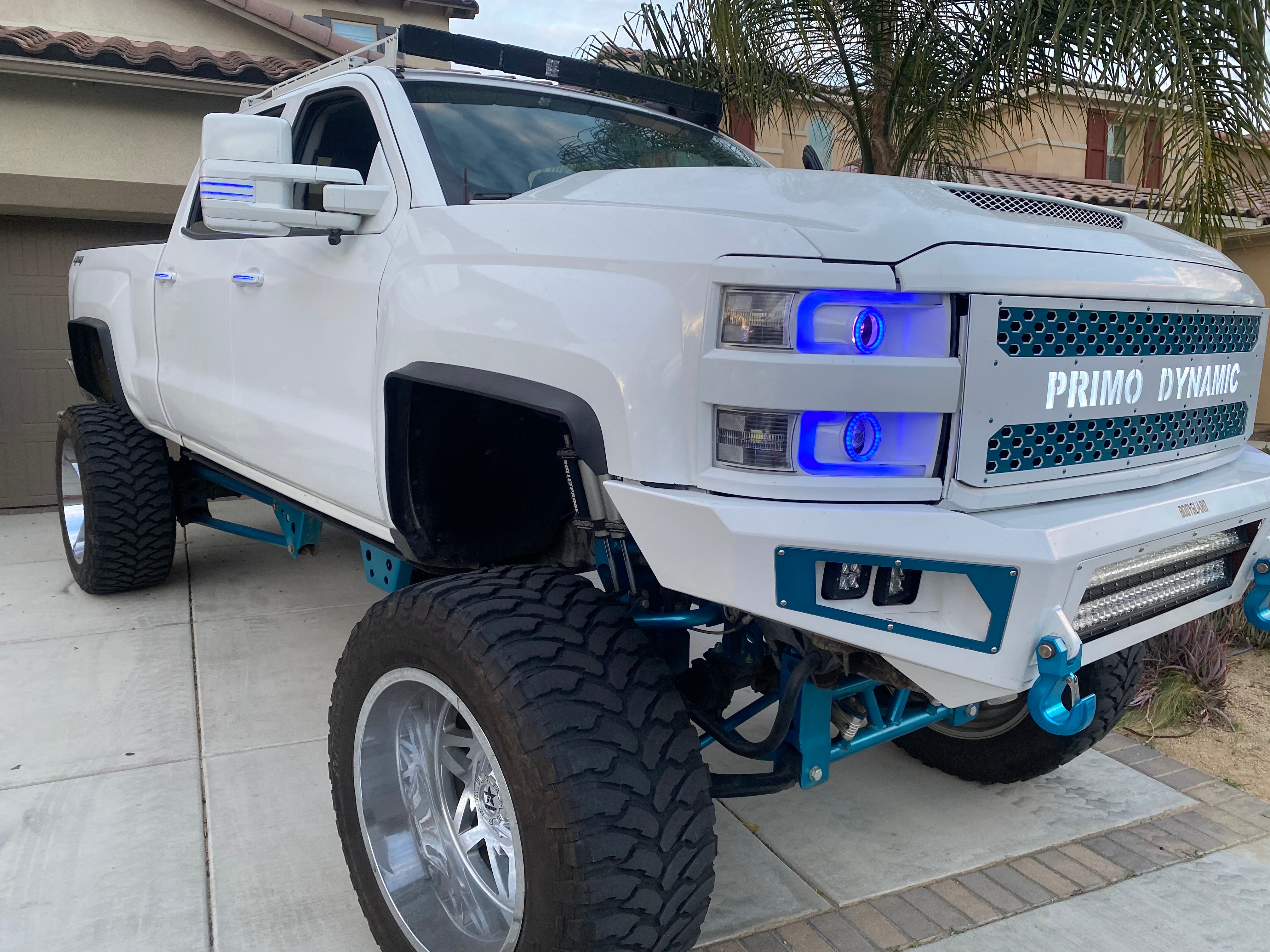 2015-2018 2500/3500 Chevy Silverado "Cyclops Edition" Headlights - PRIMO DYNAMIC