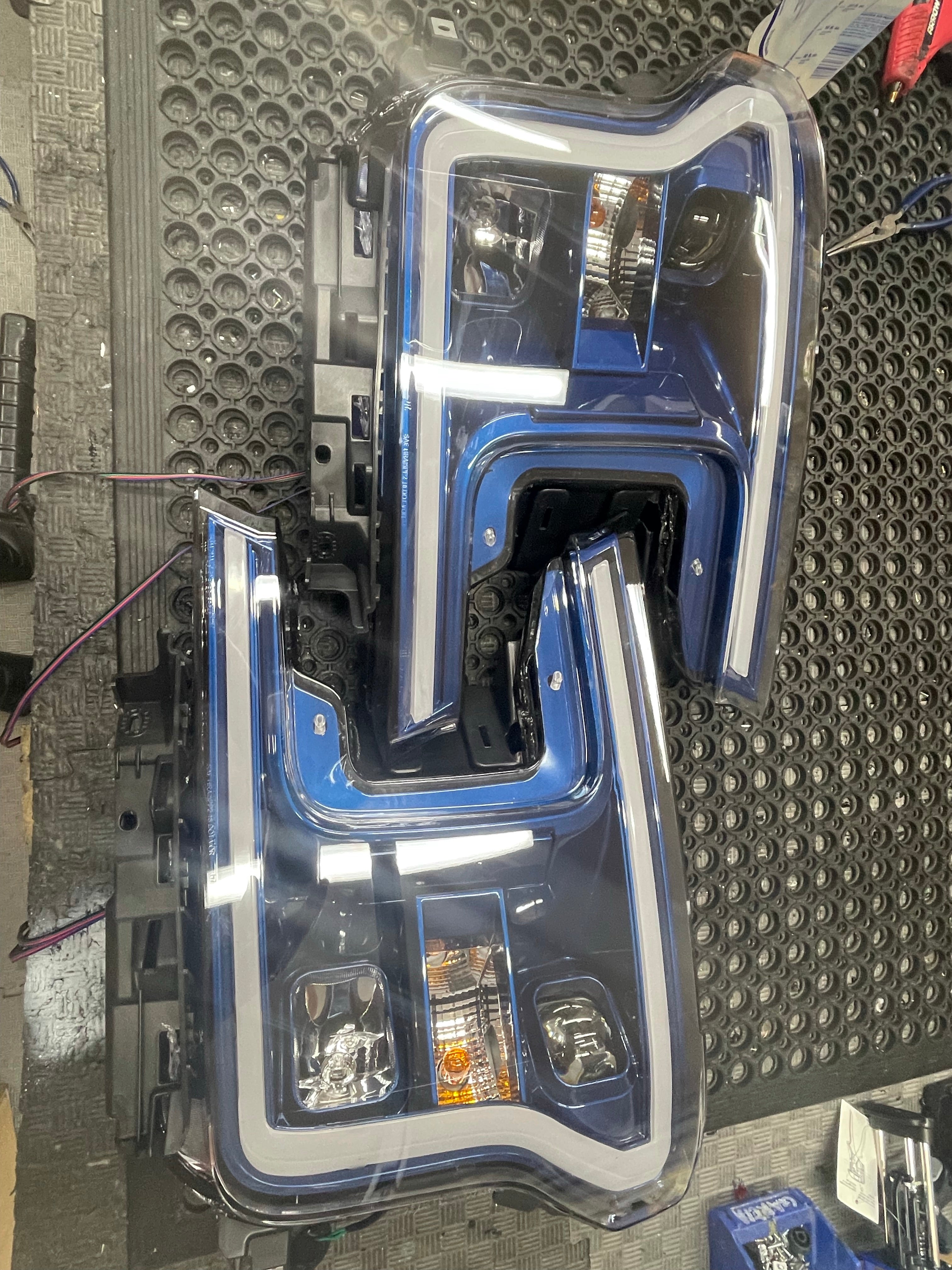 2018-2019 Ford F150 Headlight (Halogen Model Only) - PRIMO DYNAMIC