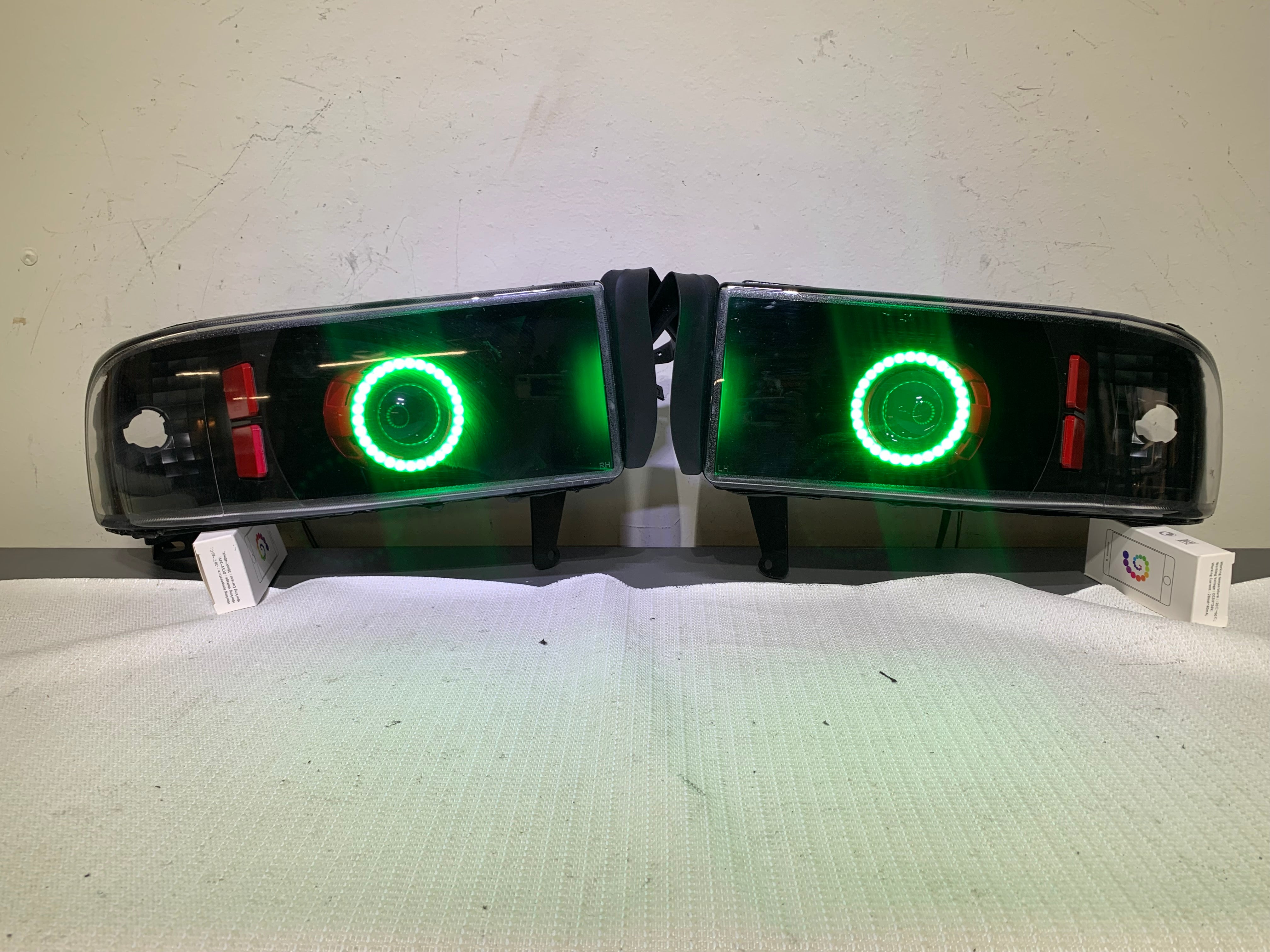 1994-2002 Dodge Ram Prebuilt LED Headlights - PRIMO DYNAMIC